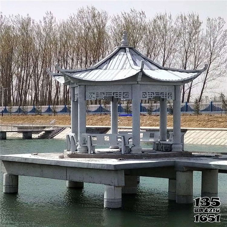 涼亭雕塑-戶外公園湖中擺放青石仿古建筑休閑涼亭 涼亭雕塑-戶外公園湖中擺放青石仿古建筑休閑涼亭高清圖片