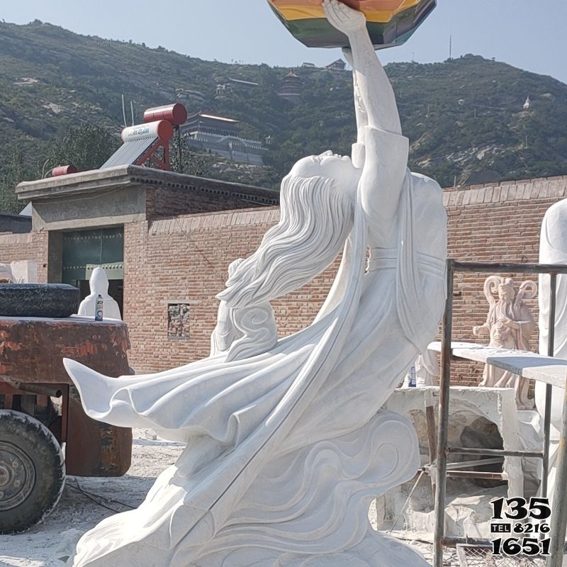 女媧雕塑-景區(qū)女媧用七彩石補天漢白玉石雕 女媧雕塑-景區(qū)女媧用七彩石補天漢白玉石雕高清圖片