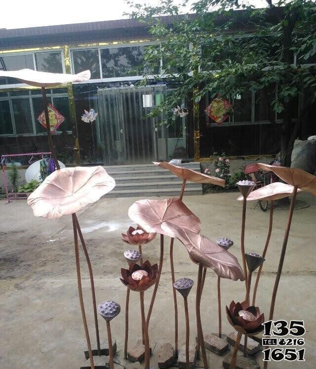 荷花雕塑-公園鍛造荷花荷葉景觀銅雕 荷花雕塑-公園鍛造荷花荷葉景觀銅雕