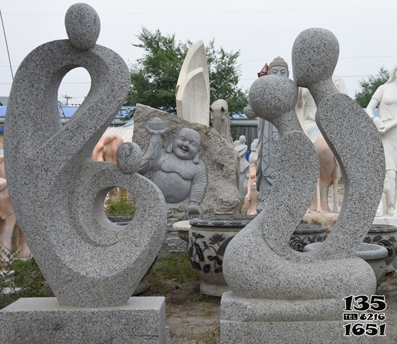 母子雕塑-園林創(chuàng)意花崗巖抽象親吻母子雕塑 母子雕塑-園林創(chuàng)意花崗巖抽象親吻母子雕塑高清圖片