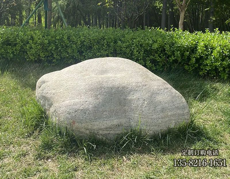 可刻字大個(gè)鵝卵石園林裝飾石頭 可刻字大個(gè)鵝卵石園林裝飾石頭高清圖片
