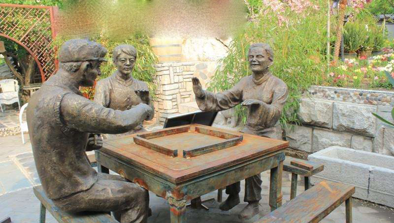 打麻將的人物銅雕-打麻將的人物銅雕公園小品銅雕 打麻將的人物銅雕-打麻將的人物銅雕公園小品銅雕高清圖片