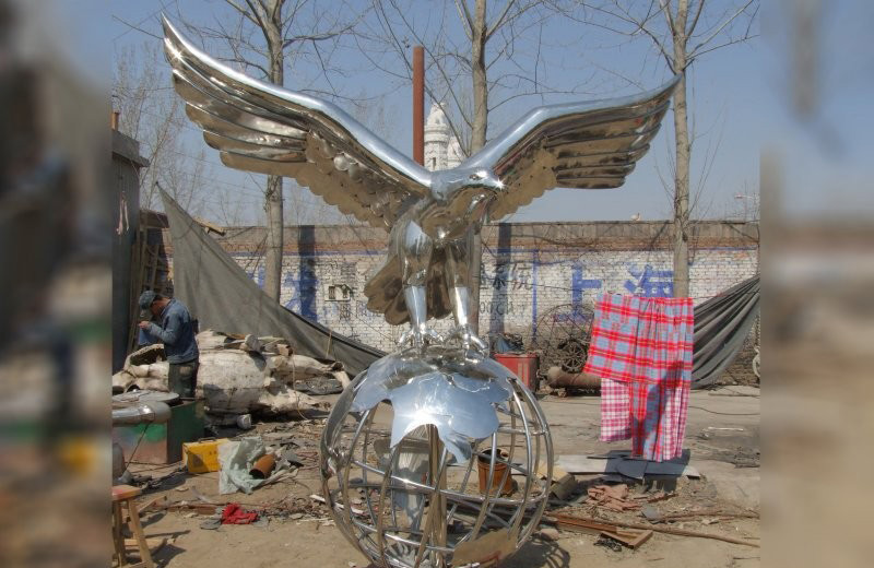 不銹鋼老鷹雕塑-不銹鋼老鷹雕塑 動(dòng)物雕塑 不銹鋼老鷹雕塑-不銹鋼老鷹雕塑 動(dòng)物雕塑高清圖片