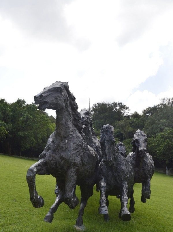 抽象奔馬石雕-抽象奔馬石雕 公園動(dòng)物雕塑 抽象奔馬石雕-抽象奔馬石雕 公園動(dòng)物雕塑