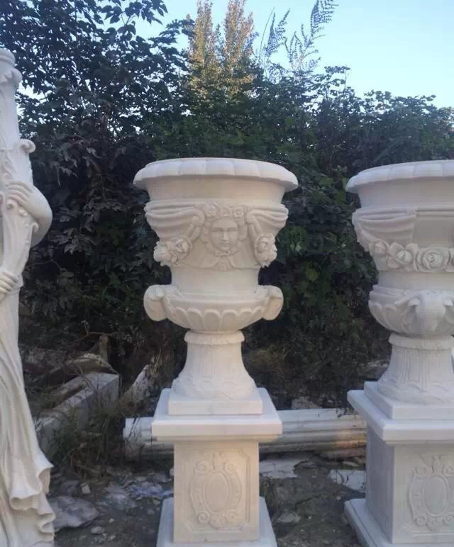 漢白玉歐式花盆-小區歐式花盆石雕 漢白玉歐式花盆-小區歐式花盆石雕高清圖片