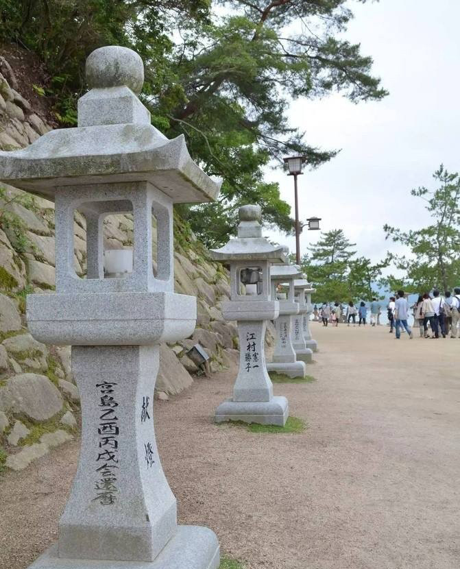 大理石古代宮燈-公園石雕燈 大理石古代宮燈-公園石雕燈高清圖片