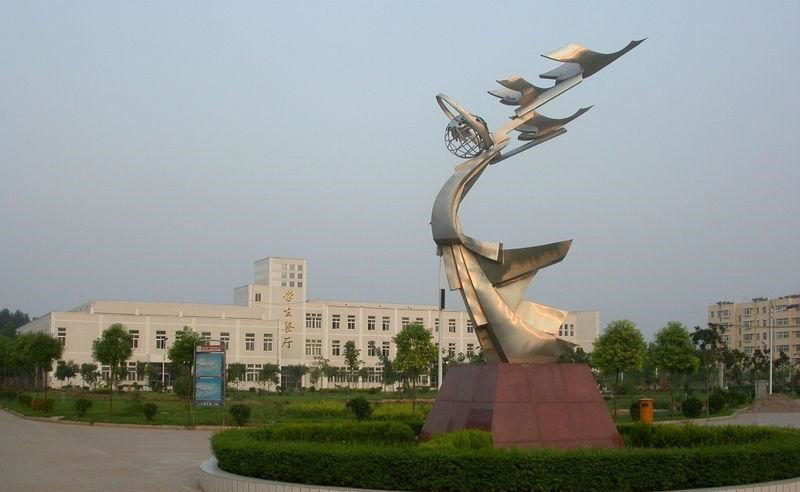 校園飛翔雕塑-校園不銹鋼飛翔雕塑 校園飛翔雕塑-校園不銹鋼飛翔雕塑高清圖片