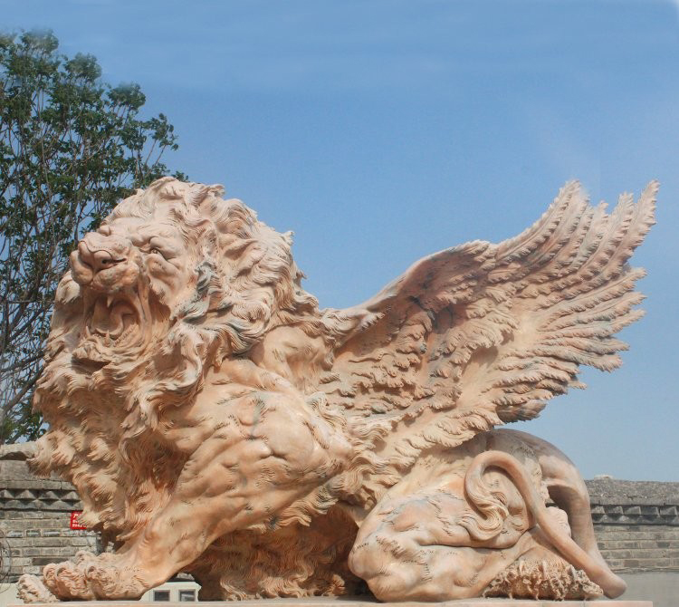 門口歐式飛獅雕塑-晚霞紅圣馬可飛獅雕塑 門口歐式飛獅雕塑-晚霞紅圣馬可飛獅雕塑高清圖片