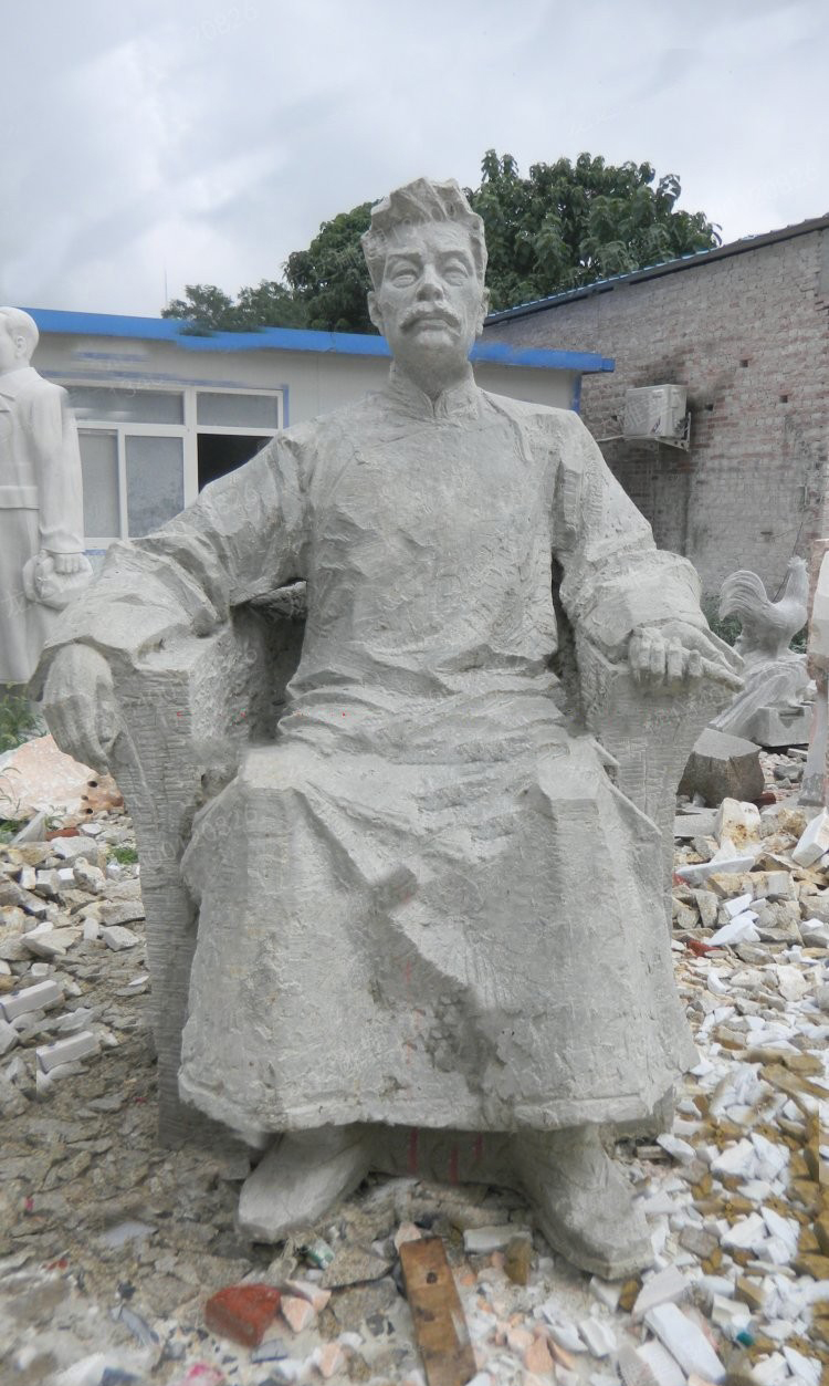 校園名人魯迅石雕-校園坐式魯迅石雕 校園名人魯迅石雕-校園坐式魯迅石雕高清圖片