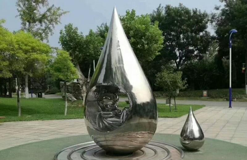 不銹鋼鏡面水滴雕塑-公園小區不銹鋼鏡面水滴 不銹鋼鏡面水滴雕塑-公園小區不銹鋼鏡面水滴高清圖片