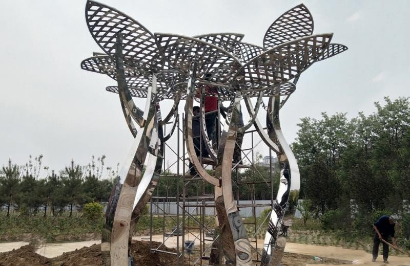 鏡面不銹鋼抽象大樹雕塑-不銹鋼公園鏡面抽象大樹 鏡面不銹鋼抽象大樹雕塑-不銹鋼公園鏡面抽象大樹高清圖片