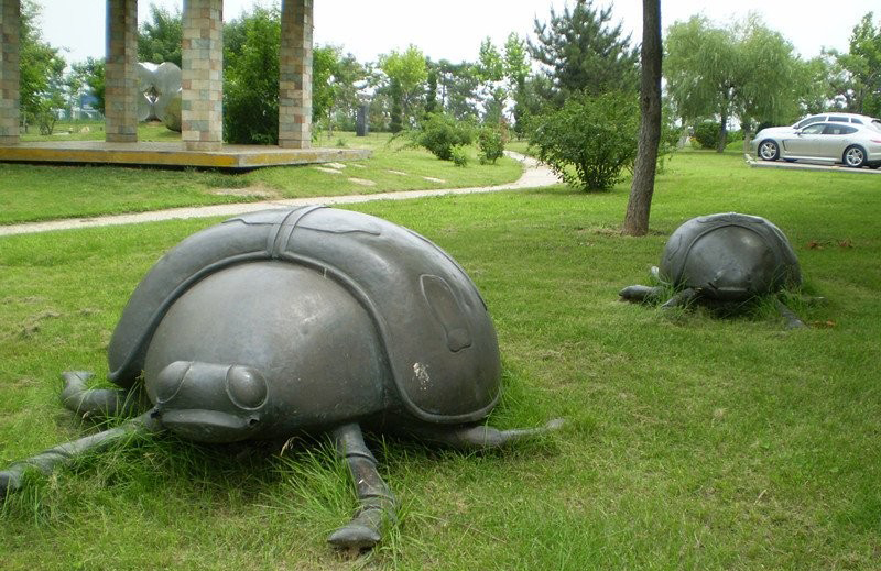 銅雕七星瓢蟲公園動物雕塑-七星瓢蟲銅雕公園小區(qū)動物雕塑 銅雕七星瓢蟲公園動物雕塑-七星瓢蟲銅雕公園小區(qū)動物雕塑高清圖片