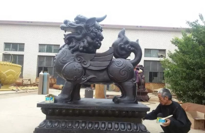 鑄銅門口貔貅雕塑-企業門口貔貅銅雕 鑄銅門口貔貅雕塑-企業門口貔貅銅雕高清圖片