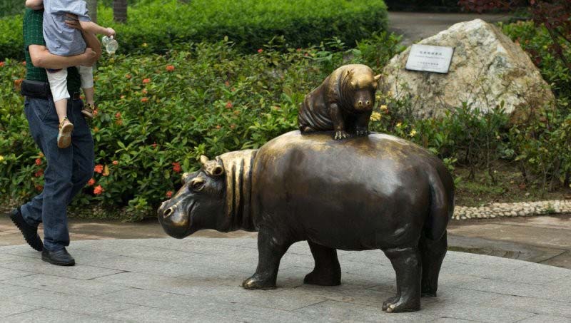 銅雕母子河馬-河馬雕塑公園動物銅雕 銅雕母子河馬-河馬雕塑公園動物銅雕