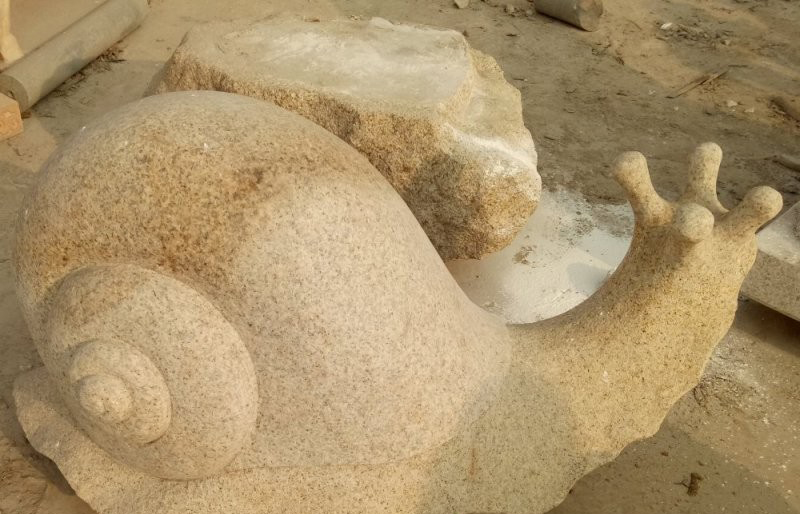 砂巖蝸牛石雕-公園小區石雕動物蝸牛雕塑
