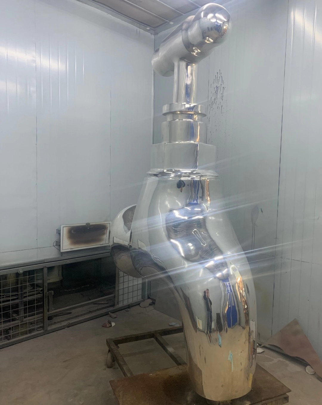 不銹鋼水龍頭景觀雕塑-不銹鋼水龍頭景觀雕塑 不銹鋼水龍頭景觀雕塑-不銹鋼水龍頭景觀雕塑高清圖片