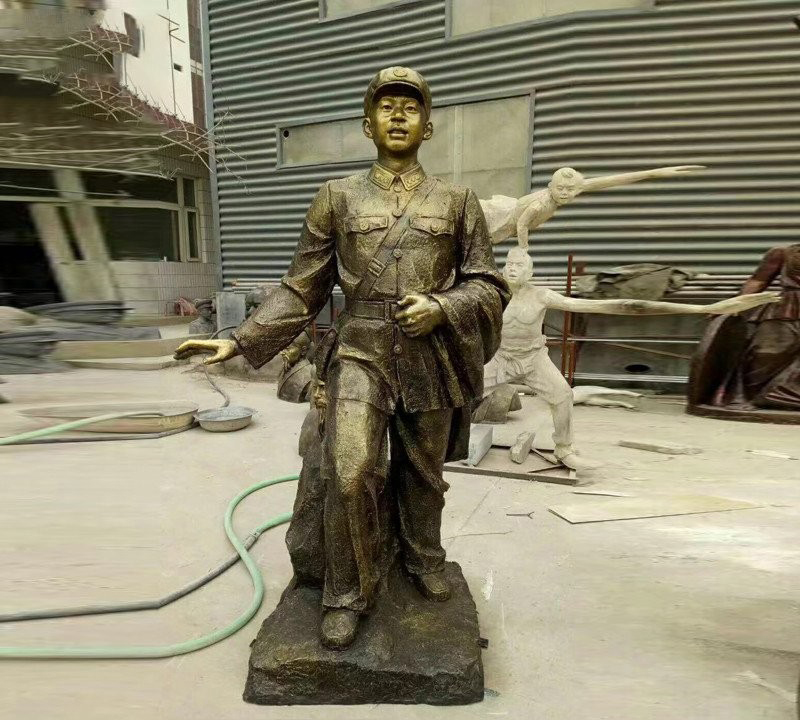 校園玻璃鋼仿銅立式雷鋒雕像-玻璃鋼仿銅雷鋒雕塑 校園立式雷鋒雕像 校園玻璃鋼仿銅立式雷鋒雕像-玻璃鋼仿銅雷鋒雕塑 校園立式雷鋒雕像高清圖片