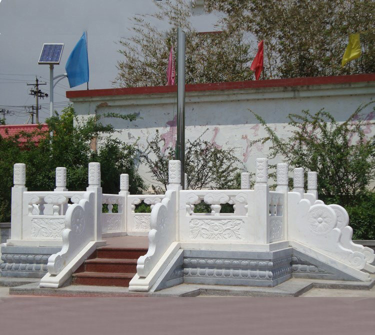 漢白玉校園石雕升旗臺-漢白玉升旗臺石雕 校園石雕升旗臺 漢白玉校園石雕升旗臺-漢白玉升旗臺石雕 校園石雕升旗臺高清圖片