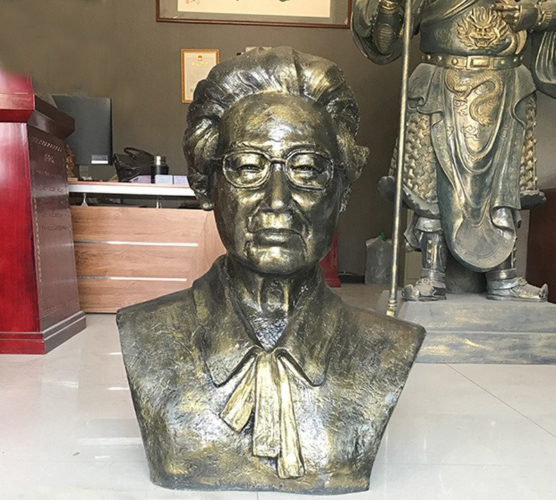 校園名人屠呦呦頭像銅雕-校園名人銅雕 屠呦呦頭像銅雕 校園名人屠呦呦頭像銅雕-校園名人銅雕 屠呦呦頭像銅雕高清圖片