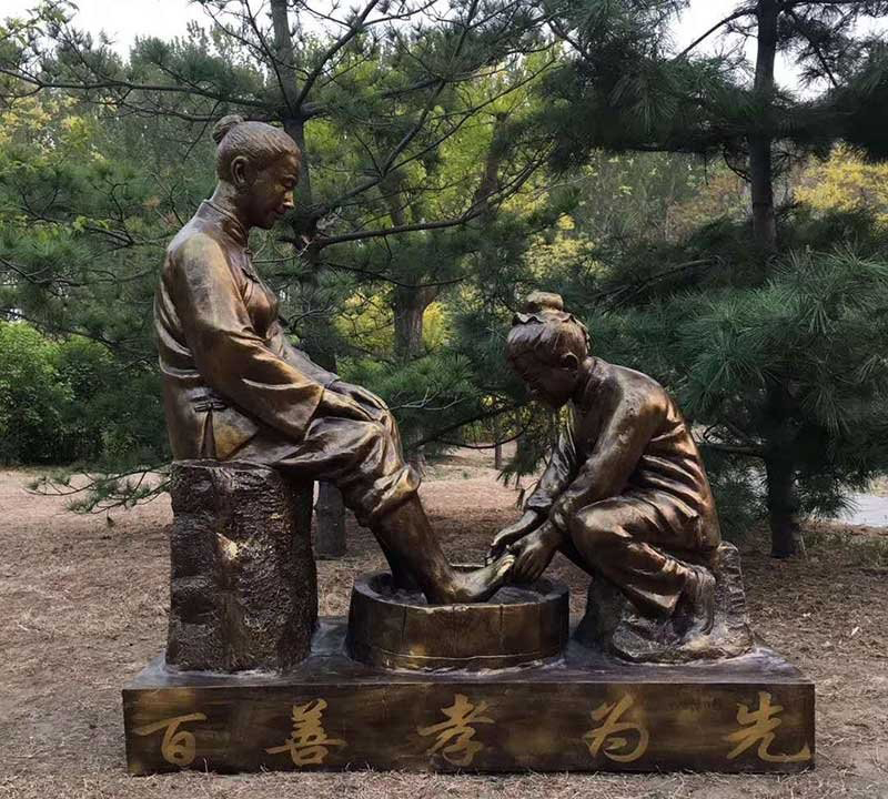 校園百善孝為先洗腳人物銅雕-校園百善孝為先銅雕 百善孝為先洗腳人物銅雕 校園百善孝為先洗腳人物銅雕-校園百善孝為先銅雕 百善孝為先洗腳人物銅雕高清圖片