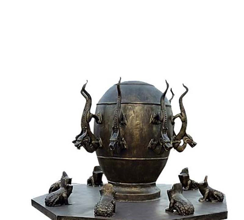 景區(qū)古代地動儀銅雕-景區(qū)地動儀銅雕 銅雕地動儀 景區(qū)古代地動儀銅雕-景區(qū)地動儀銅雕 銅雕地動儀高清圖片