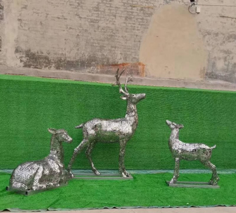 不銹鋼漢字鏤空鹿雕塑-不銹鋼鏤空鹿雕塑 漢字鏤空鹿雕塑 不銹鋼漢字鏤空鹿雕塑-不銹鋼鏤空鹿雕塑 漢字鏤空鹿雕塑高清圖片